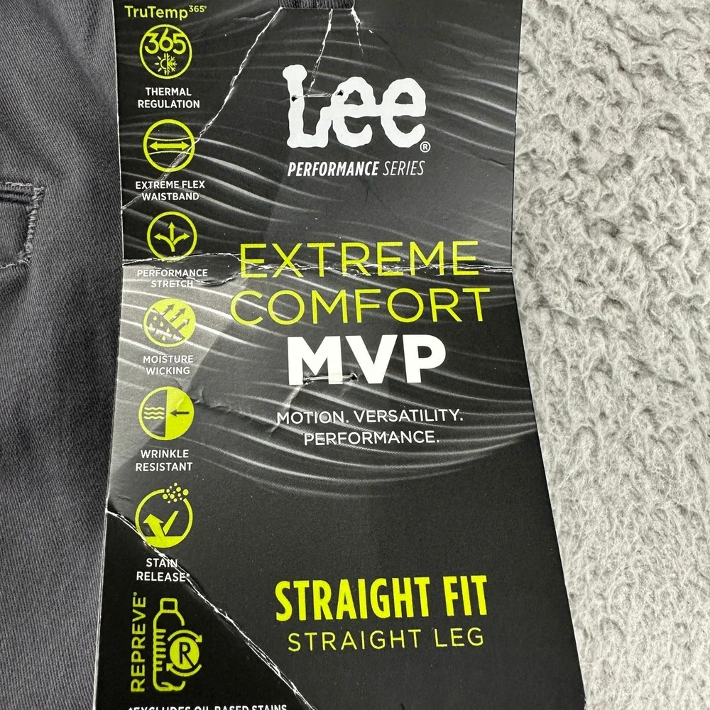 Lee Extreme Motion Mens Performance Khaki Pants Mens 42X32 Gray Straight Fit NEW